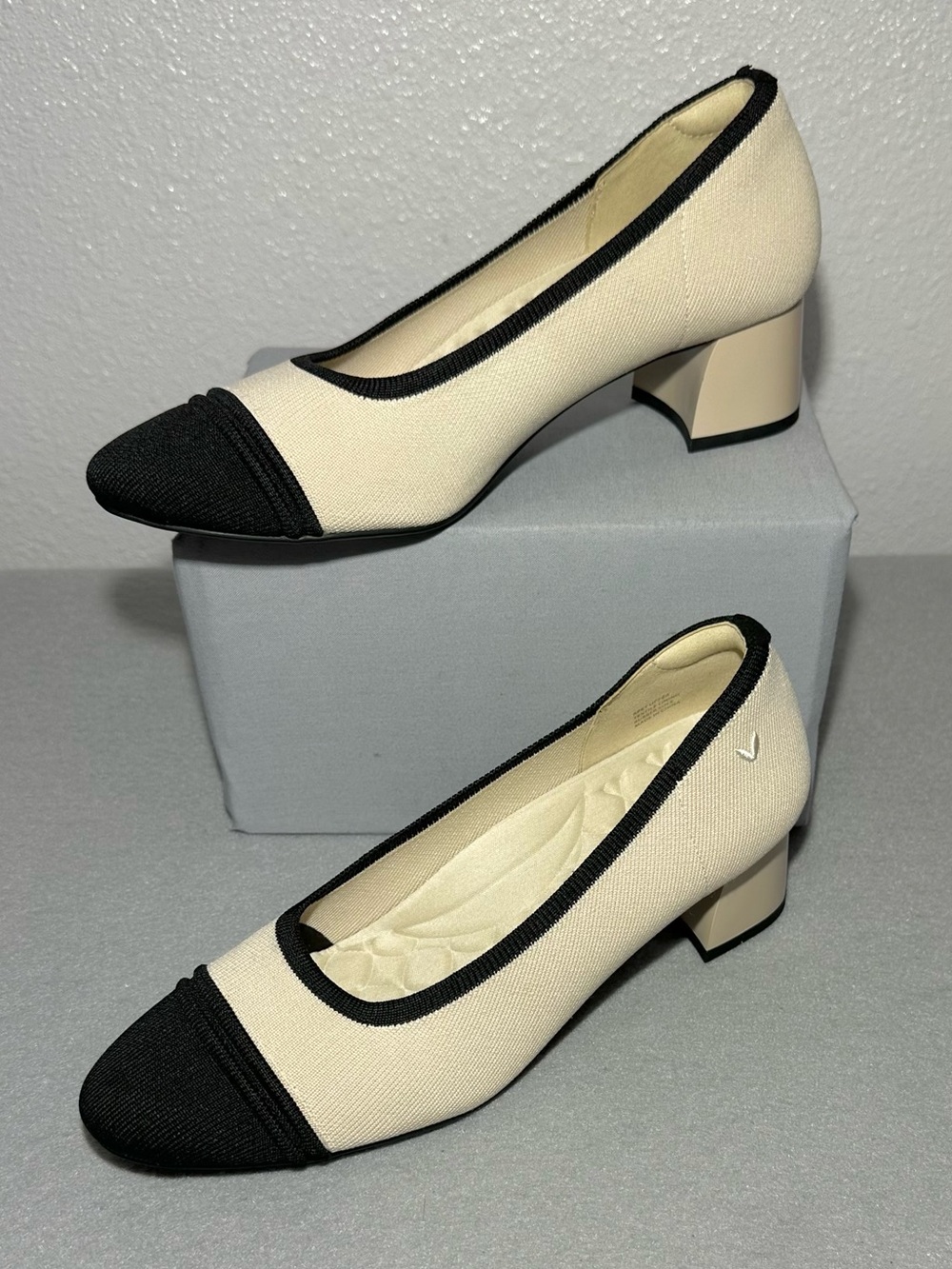 Vaneli Two-Tone Black and Cream Low Block Heel Pumps
